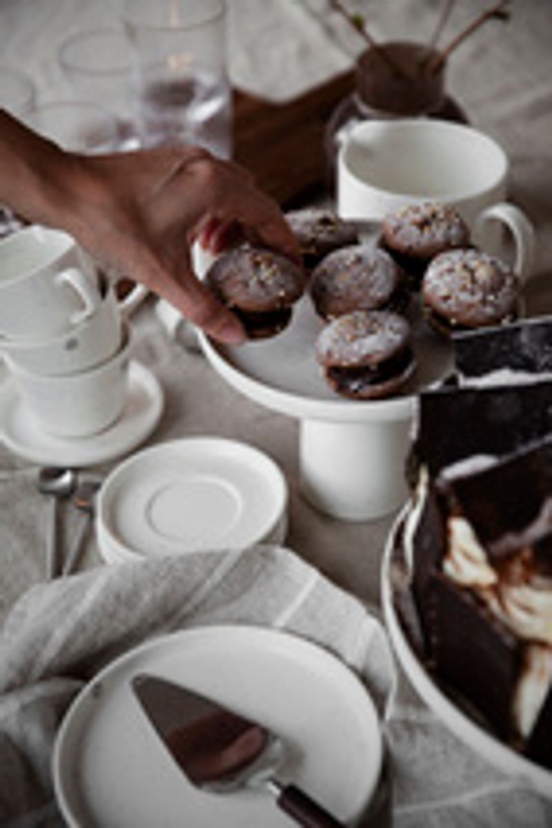 Kaffekopp med fat, porslin, vanilj/ Ernst