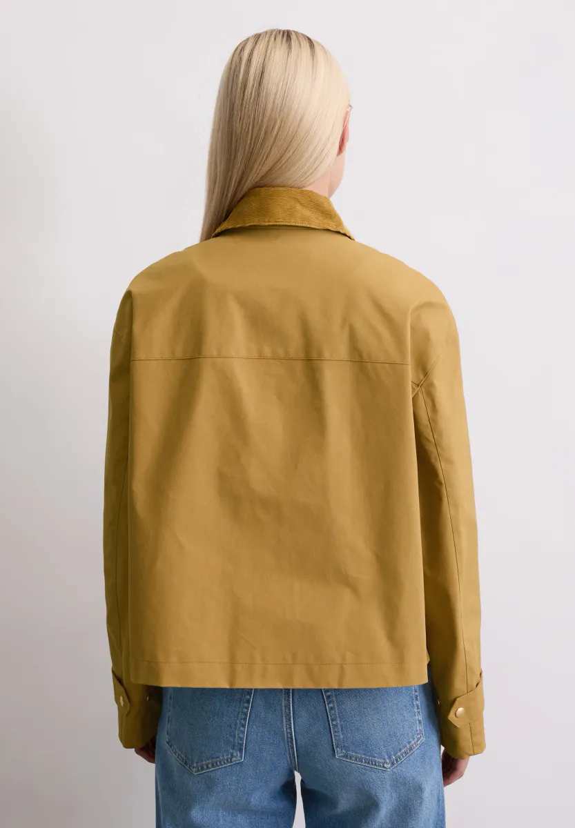 Cape Jacket Darker Sand. Waxed cotton. Marc O'Polo