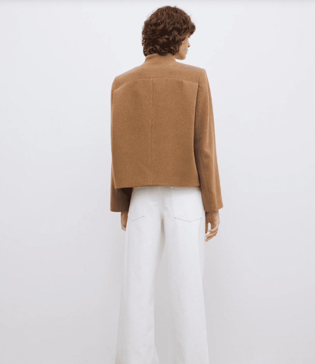 Short Curved Jacket Caramel/ Dagmar
