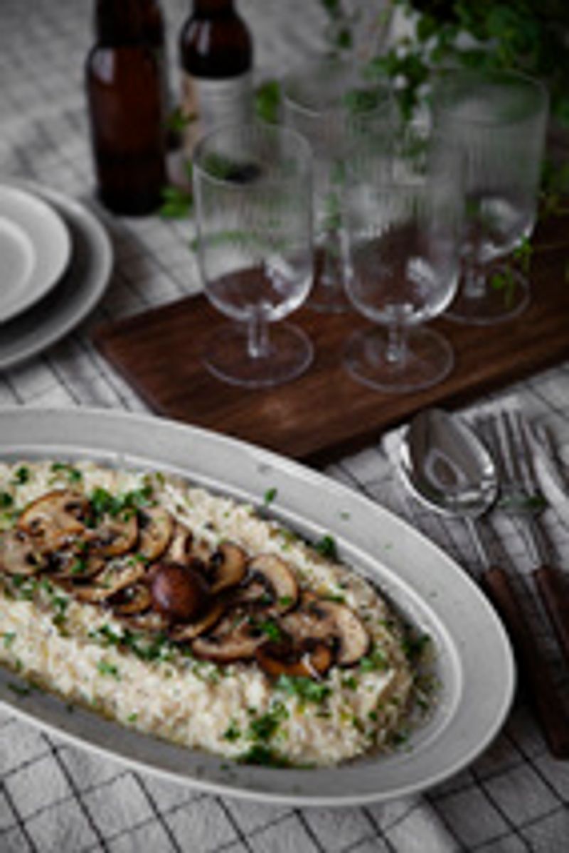 Uppläggningsfat b18 l30 vanilj/ Ernst