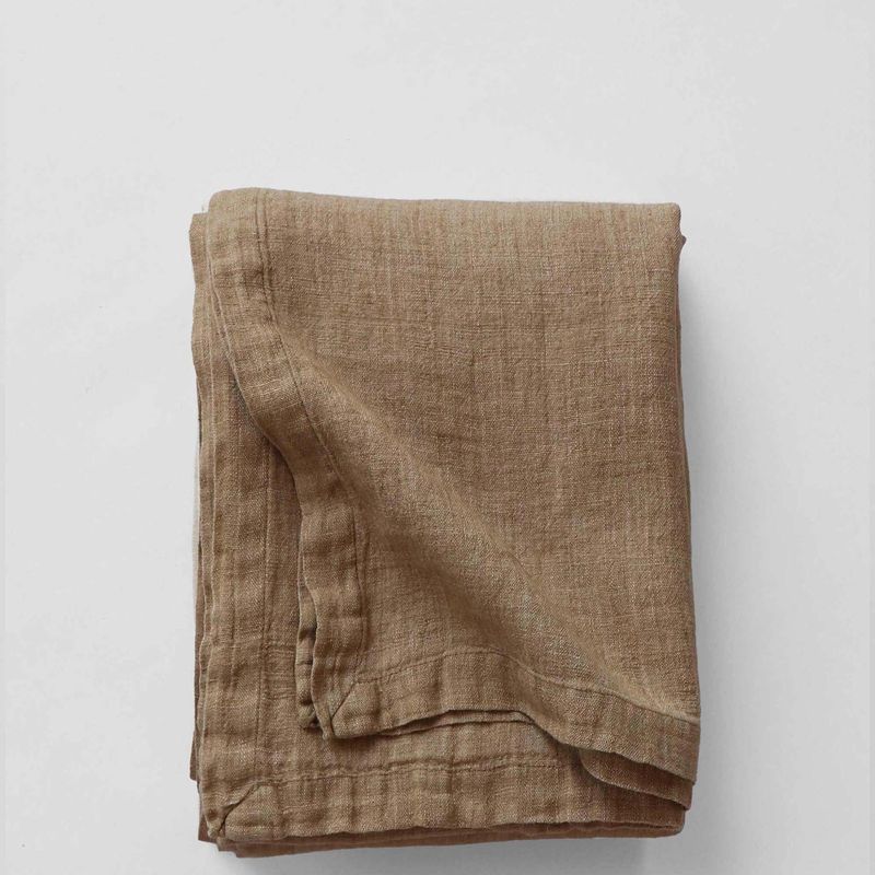 Marion tablecloth - 145x330  Pampas/ Tell Me More